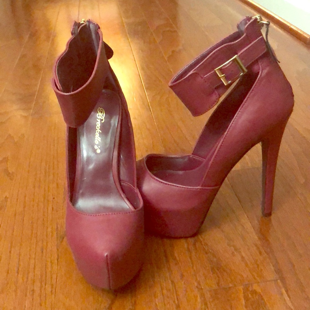 Burgundy platform heels with buckle